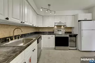 468 Liberty Street 201, Little Ferry, NJ 07643 - Photo 15