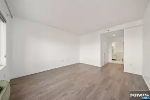 3218 City Pl, Edgewater, NJ 07020 - Photo 9