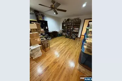 535 Hillside Avenue, Palisades Park, NJ 07650 - Photo 17