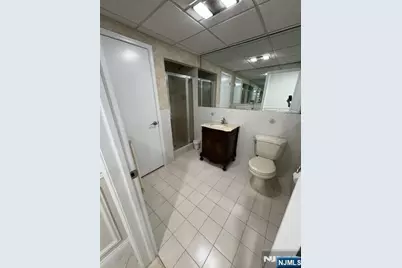 535 Hillside Avenue, Palisades Park, NJ 07650 - Photo 33