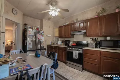 181 Franklin Street, Secaucus, NJ 07094 - Photo 19