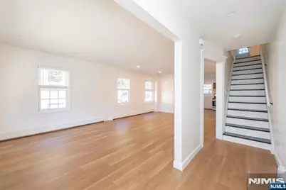 160 Bloomfield Avenue A #A, Verona, NJ 07044 - Photo 3