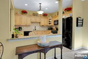 84 Emily Pl, Parsippany, NJ 07054 - Photo 15