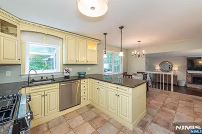 58 Orton, West Caldwell, NJ 07006 - Photo 7