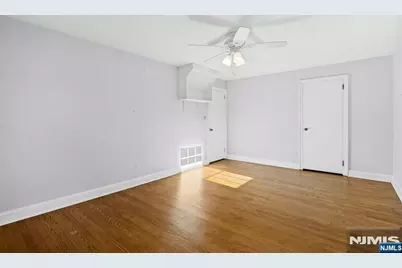 1325 Pennington Road, Teaneck Township, NJ 07666 - Photo 23