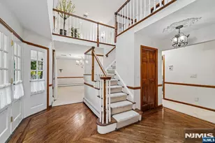 28 Parker Pl, Upper Saddle River, NJ 07458 - Photo 5