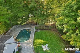 28 Parker Pl, Upper Saddle River, NJ 07458 - Photo 37
