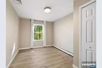 64 Truman Boulevard, Oakland, NJ 07436 - Photo 25