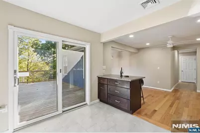 64 Truman Boulevard, Oakland, NJ 07436 - Photo 17