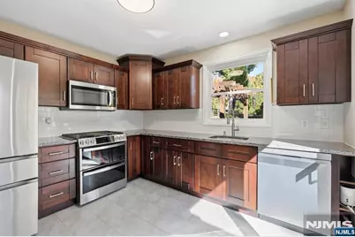 64 Truman Boulevard, Oakland, NJ 07436 - Photo 19