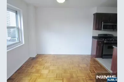 2175 Hudson Terrace 9-B #9-B, Fort Lee, NJ 07024 - Photo 7