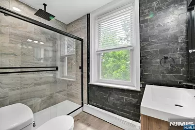 363 Mount Prospect Avenue 2 #2, Clifton, NJ 07012 - Photo 5