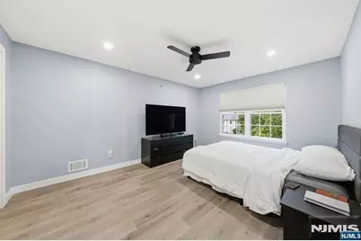 1147 Sycamore Lane, Mahwah, NJ 07430 - Photo 17