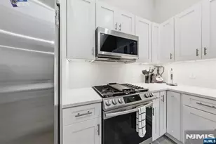 1147 Sycamore Ln, Mahwah, NJ 07430 - Photo 3