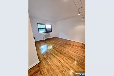 401 Park Place 1F #1F, Fort Lee, NJ 07024 - Photo 7