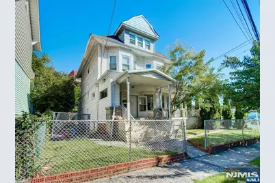 199 Weequahic Avenue, Newark, NJ 07112 - Photo 1