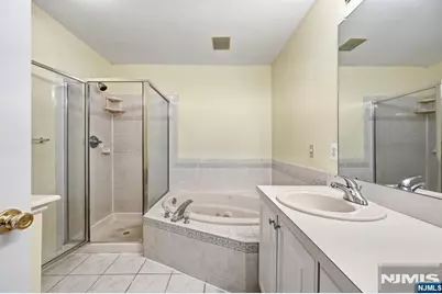 448 Hartford Drive 4049 #4049, Nutley, NJ 07110 - Photo 33
