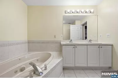 448 Hartford Drive 4049 #4049, Nutley, NJ 07110 - Photo 37