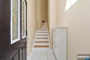 448 Hartford Dr 4049, Nutley, NJ 07110 - Photo 3