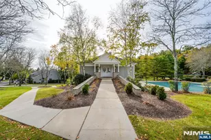 26 Meadow Pond Rd, Hamburg, NJ 07419 - Photo 25