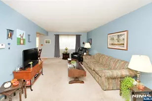 26 Meadow Pond Rd, Hamburg, NJ 07419 - Photo 5