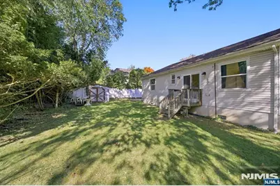 225 Walnut Street, Northvale, NJ 07647 - Photo 29