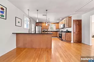 225 Walnut St, Northvale, NJ 07647 - Photo 7