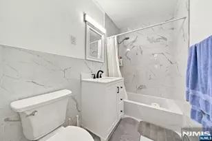 225 Walnut St, Northvale, NJ 07647 - Photo 19