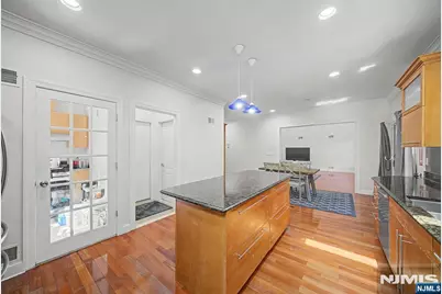 217 Lyncrest Road, Englewood Cliffs, NJ 07632 - Photo 13