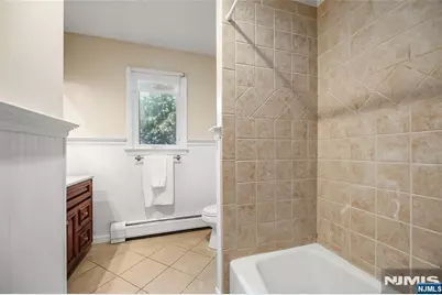 389 W Shore Drive, Wyckoff Township, NJ 07481 - Photo 27