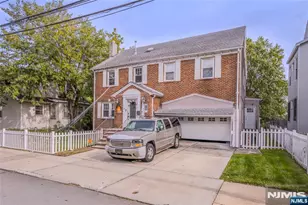 18 Bayview Ave, Newark, NJ 07112 - Photo 1