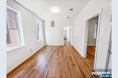 109 Sheridan Avenue 3 #3, Clifton, NJ 07011 - Photo 3