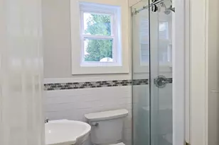 168 Boiling Springs Ave 1, East Rutherford, NJ 07073 - Photo 15