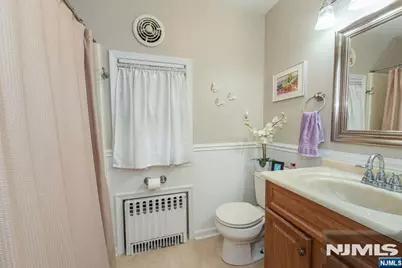 184 Fairfield Road, Wayne, NJ 07470 - Photo 19