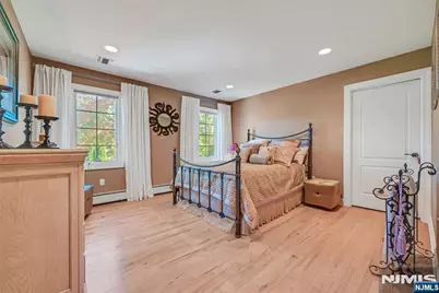 6 Keller Court, Park Ridge, NJ 07656 - Photo 17