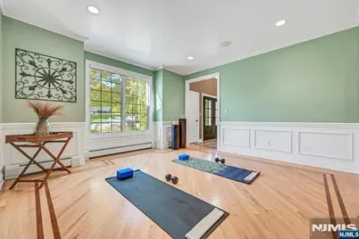 6 Keller Court, Park Ridge, NJ 07656 - Photo 11