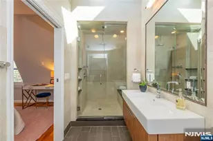 295 Bloomfield Ave C0007, Montclair, NJ 07042 - Photo 17