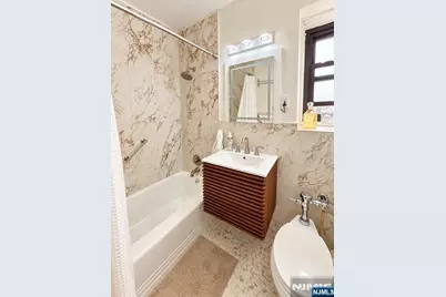208 Anderson Street S7C #S7C, Hackensack, NJ 07601 - Photo 9