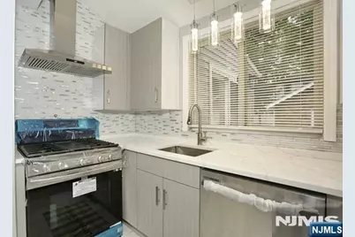 46 Jewett Avenue, Tenafly, NJ 07670 - Photo 11