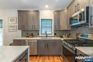 360 Orange Road 3, Montclair, NJ 07042 - Photo 9