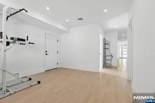 10B Hooks Ln, Edgewater, NJ 07020 - Photo 7