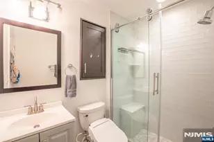11 Jackson Pl, Moonachie, NJ 07074 - Photo 13