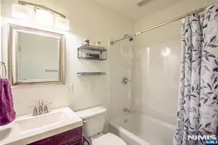 11 Jackson Pl, Moonachie, NJ 07074 - Photo 9