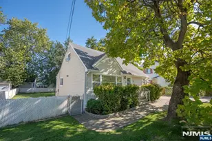 11 Jackson Pl, Moonachie, NJ 07074 - Photo 21