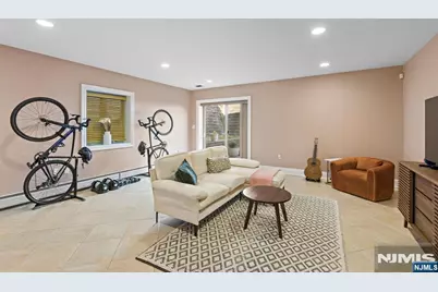 31 Leary Lane A #A, Edgewater, NJ 07020 - Photo 33