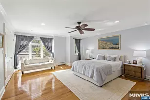 31 Leary Ln A, Edgewater, NJ 07020 - Photo 17