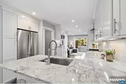 15 Randolph Place, Ridgewood, NJ 07450 - Photo 11