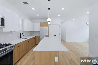 369 6th Avenue, Newark, NJ 07107 - Photo 21