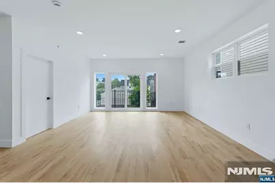 369 6th Avenue, Newark, NJ 07107 - Photo 19