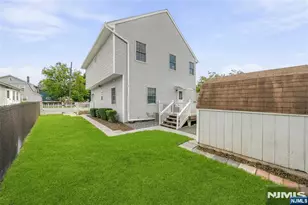 102 Sherwood Ave, Mahwah, NJ 07430 - Photo 47